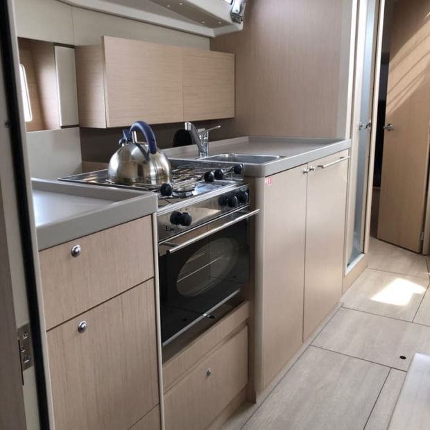 Beneteau Oceanis 38.1 - Lisboa