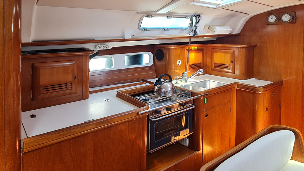 Beneteau Oceanis Clipper 411 - Erika