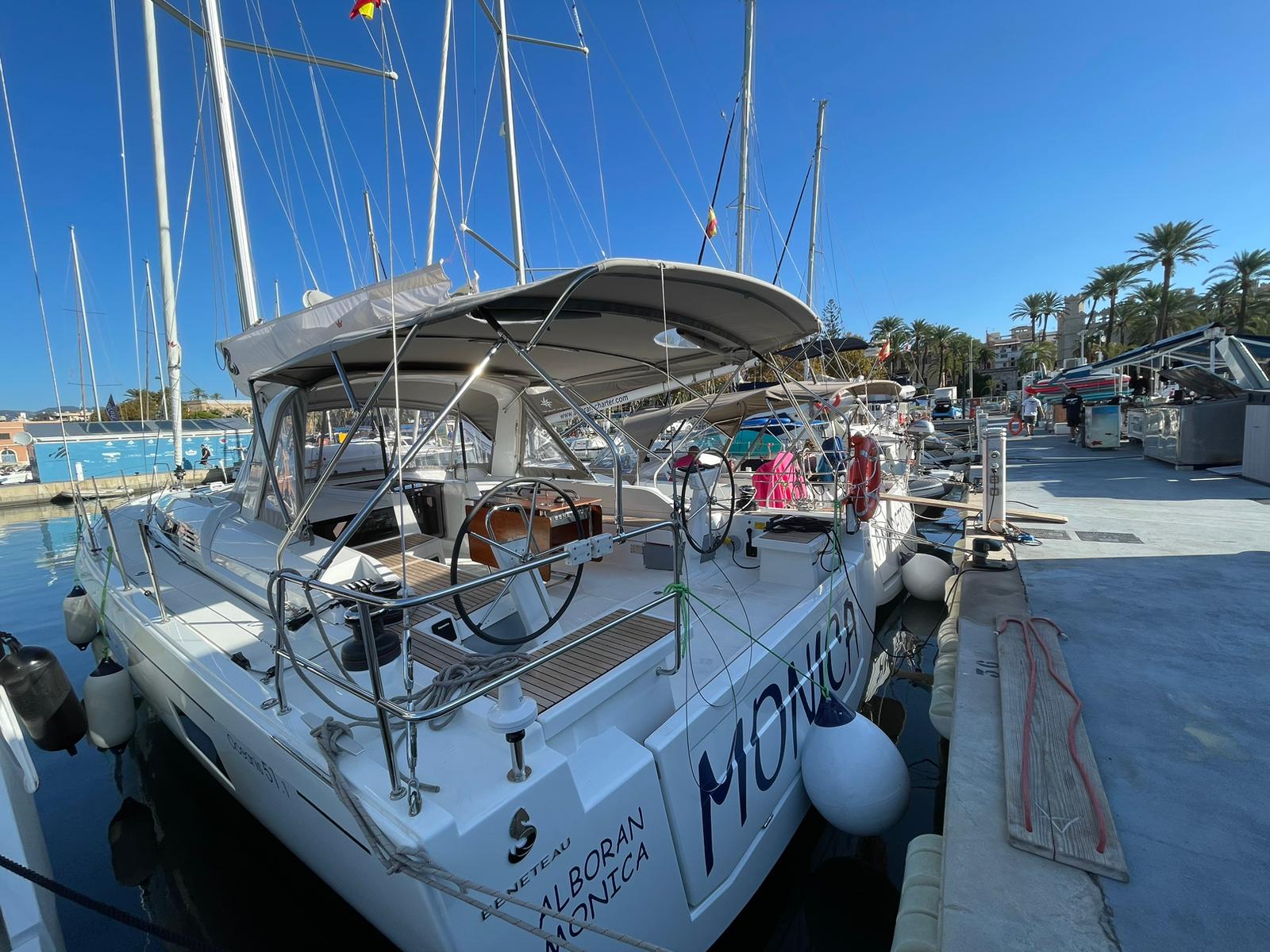 Beneteau Oceanis 51.1 - Alboran Mónica (Radazul)