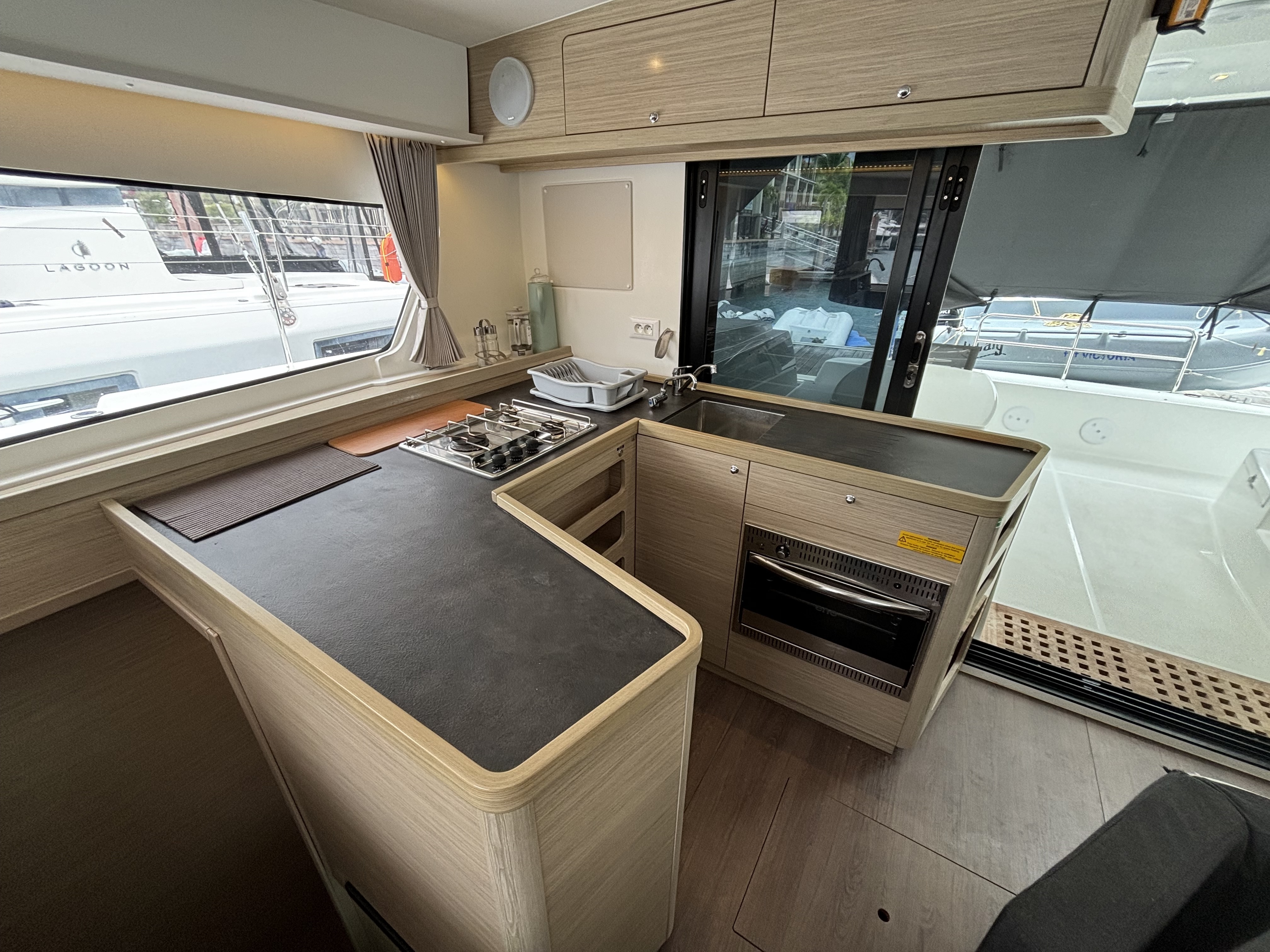 Lagoon 42 - Victoria